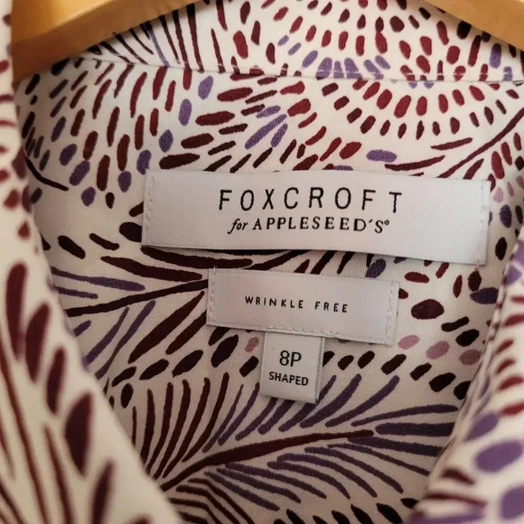 Foxcroft Women's Button-Up Top 8P Shaped White and Purple Wrinkle Free Collared - Picture 5 of 8